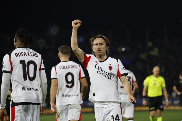 Luka Modric lặng lẽ tỏa sáng tại AC Milan. Ảnh: EPA/ENRICO MATTIA DEL PUNTA