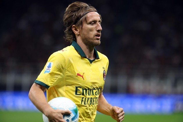 Luka Modric vẫn bền bỉ tại AC Milan. Ảnh:  EPA/MATTEO BAZZI