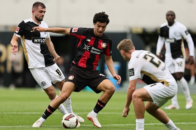 PSG từ chối chiêu mộ Maza. (Ảnh: EPA Images)