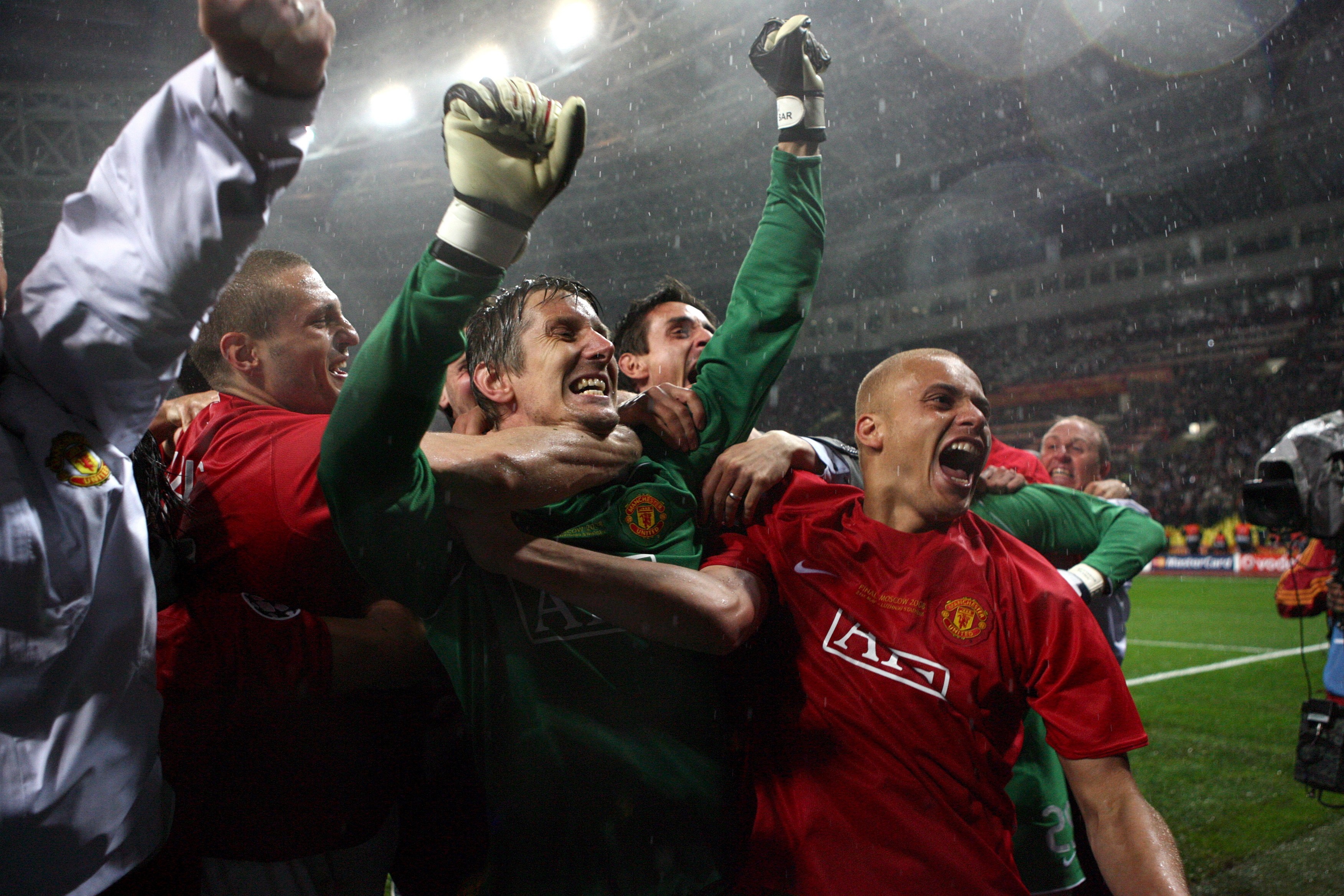 Van der Sar để lại dấu ấn sâu đậm trong lịch sử bóng đá. (Ảnh: EPA Images)