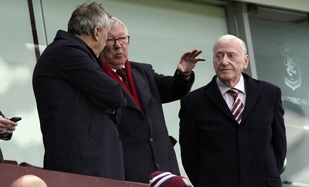 Những di sản Sir Alex tạo ra đang bị xé vụn. (Ảnh: EPA Images)