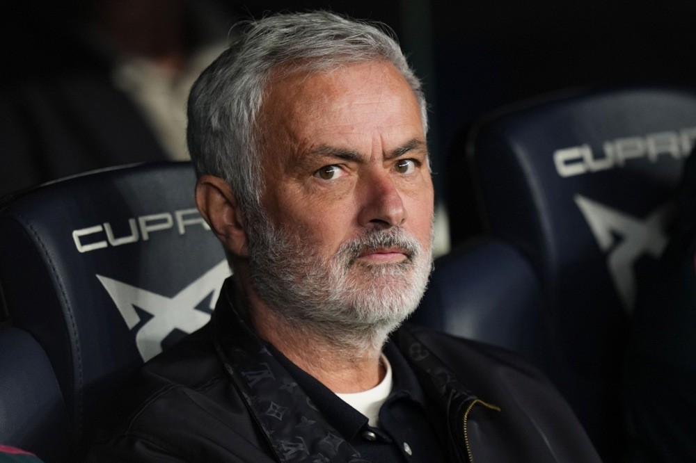 Mourinho đang từng bước vực dậy Real Madrid. Ảnh: EPA IMAGES. 