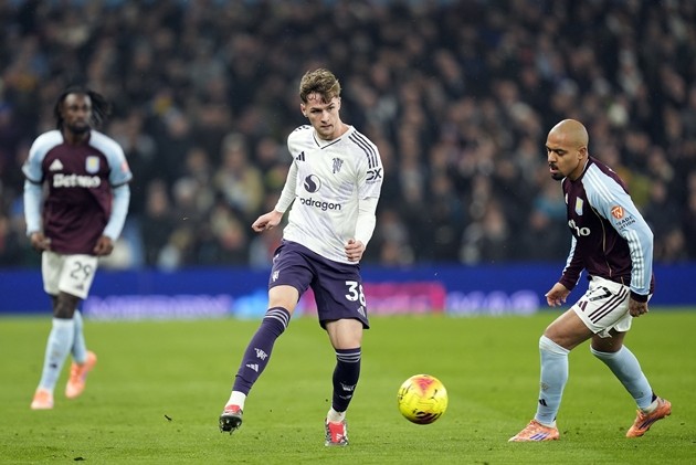Jack Fletcher được gọi lên đội 1 đấu Chelsea. Ảnh: EPA
