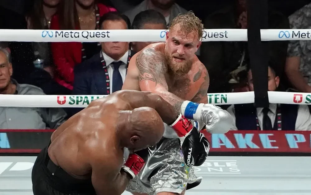 Jake Paul tái xuất sàn boxing