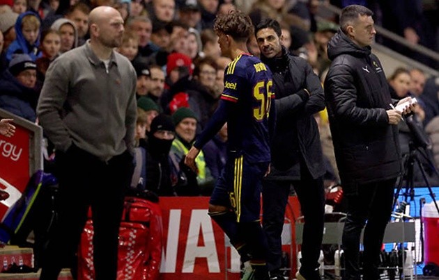 Arteta lên tiếng chỉ bảo Max Dowman. (Ảnh: EPA Images)