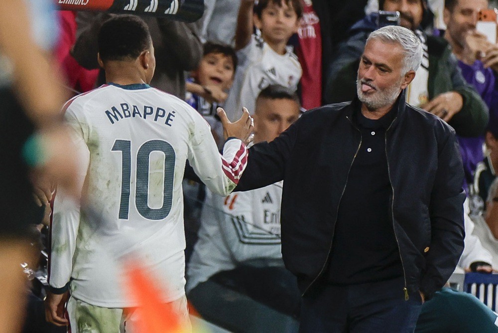 Mourinho đang mang đến niềm hy vọng mới cho Real Madrid. Ảnh: EPA.