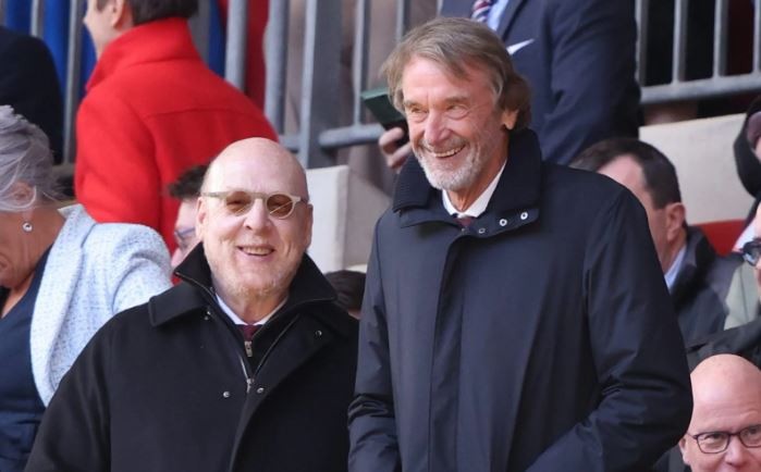  Cả Avram Glazer lẫn Sir Jim Ratcliffe đều không được lòng fan Quỷ đỏ. Ảnh của Shutterstocl/Paul Marriott.