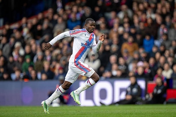 Tyrick Mitchell đang được liên kết chuyển nhượng với cả MU, Chelsea và Liverpool. Ảnh: Sebastian Frej/Getty Images.