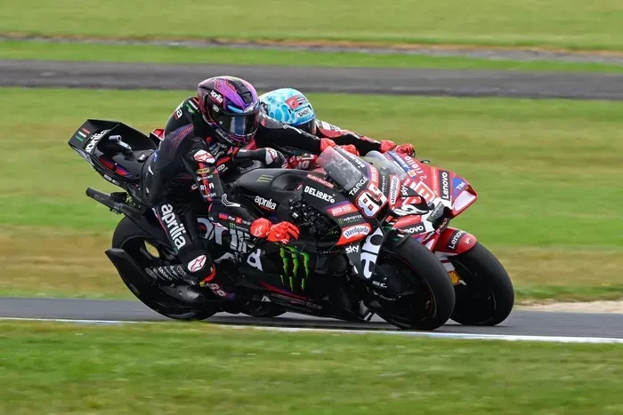 jorge-martin-aprilia-racing-te.webp
