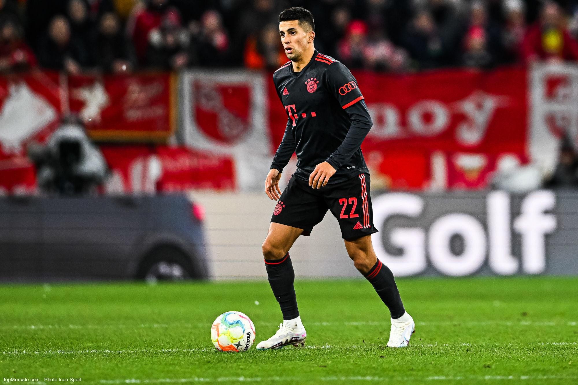 joao-cancelo-bayern-munich-1676343790.jpg