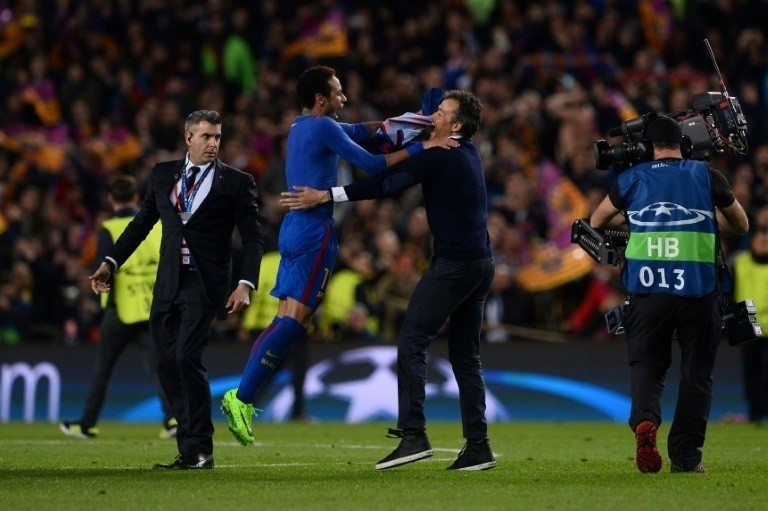 le-joueur-du-barca-neymar-celebre-la-victoire-avec-luis-enrique-efe-1676603602.jpg