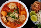 Bún riêu bao nhiêu calo? Ăn bún riêu nhiều có bị béo phì không?