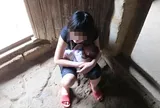 Con gái 13 tuổi bất ngờ mang bầu, biết "tác giả" cái thai, bố mẹ ngã quỵ ân hận