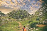 Ở Hà Nội có 6 ngọn núi trekking thú vị, có nơi là “nóc nhà Thủ đô”, thách thức tín đồ đi bộ đường dài
