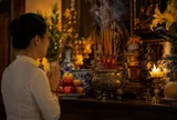 Tháng 7 âm lịch, vì sao nhiều người dặn không nên thắp hương vào buổi tối?