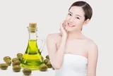 Tinh dầu bưởi có tác dụng gì? Những lợi ích cho da, tóc và cách sử dụng an toàn