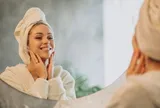 Chăm da quá nhiều chưa chắc đã tốt: 5 sai lầm khiến làn da ngày càng nhạy cảm và dễ nổi mụn