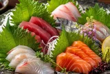 Tía tô trong sushi, sashimi có nhiều công dụng hơn bạn nghĩ: Không chỉ để trang trí