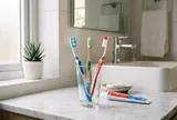 Bao lâu nên thay bàn chải đánh răng một lần? 5 dấu hiệu cho thấy bạn cần đổi bàn chải ngay
