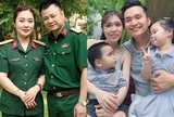 Sao Việt tặng xe cho vợ là giáo viên: NSND Tự Long mừng sinh nhật bà xã kém 12 tuổi, MC VTV kỷ niệm ngày cưới