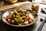 Ăn rau củ muối chua sau mấy ngày thì hết chất độc? Chọn đúng "thời điểm vàng" giúp giảm hẳn nguy cơ ung thư