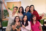 Khung ảnh hội tụ dàn mỹ nhân Vbiz một thời: Người là NSƯT làm Phó Chủ tịch, người có con tốt nghiệp đại học Mỹ