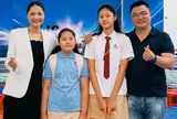 Hoa hậu Hương Giang khoe con gái lai Trung Quốc chính thức cao vượt mẹ, được đặc cách vượt tuổi ở khóa học hè
