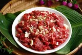 Tại sao đầu bếp không ướp thịt bò với muối?