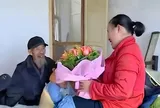 Thiếu nữ 23 tuổi cầu hôn ông lão 71 tuổi, cưới về mang bầu sinh quý tử kháu khỉnh, giờ làm mẹ đơn thân nuôi con