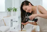 Mẹo gội đầu bằng coca giúp tóc bóng mượt, bồng bềnh, cả tuần không bết