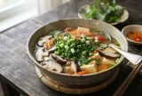 Cách nấu canh đậu hũ nấm hương ngon