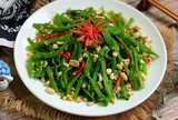 Loại rau nào có nguy cơ "ngậm" hóa chất, lại chứa ổ ký sinh trùng nhưng người Việt ưa dùng, khi ăn cần lưu ý điều này?