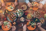 Chuyên gia ung bướu chỉ “thủ phạm” khiến ung thư khởi phát ở người trẻ và cách phòng ngừa hiệu quả
