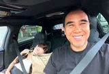 MC Quyền Linh làm tài xế cho con gái có thời gian ngủ, hạnh phúc cười tít mắt vì được đồng hành với ái nữ