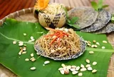 11 đặc sản nổi tiếng ở Nghệ An, mua về làm quà ai cũng thích mê, có loại giá chỉ từ 35.000 đồng/phần
