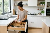 Phụ nữ Nhật chỉ mất vài phút mỗi ngày để nhà luôn gọn: 3 nguyên tắc đơn giản ai cũng có thể áp dụng