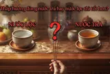 Thắp hương dùng nước trà hay nước lọc thì tốt hơn?