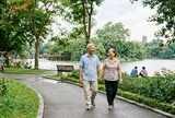 Về hưu rồi, người khôn ngoan luôn tránh 5 việc này để giữ tiền và sống tuổi già nhẹ nhõm