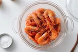 Cách luộc tôm không cần nước, thịt đỏ au, ngọt lịm