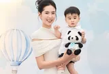 Con trai Mai Ngọc đón Lễ thành lập Thành phố Bắc Ninh hoành tráng, 17 tháng tuổi được mẹ chăm kỹ