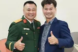 Tự Long - Xuân Bắc "như hình với bóng" cả ngày: Tình bạn hơn 30 năm từ thời sinh viên đến khi thành NSND, Giám đốc