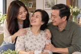 U60 tái hôn sau 90 ngày gặp mặc con gái cản, 3 năm sau con bé đi đâu cũng khen bố dượng