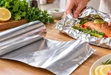Dùng giấy bạc nên để mặt nào tiếp xúc với thực phẩm? Nhiều người chưa biết