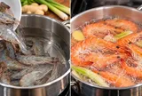 Luộc tôm nên cho vào từ nước lạnh hay nước sôi?