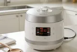 3 sai lầm khi dùng nồi cơm điện, vừa tốn điện, vừa làm nồi nhanh hỏng