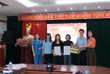 “Trung thu cho em” mang niềm vui đến bệnh nhi tại Bệnh viện Trung ương Thái Nguyên