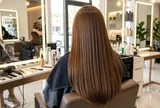Vì sao khi đi nhuộm tóc, nên để đầu bẩn?