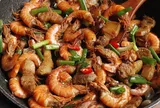 Cách rang tôm cùng thịt thơm ngon, lên màu cánh gián đẹp