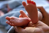 Sản phụ U50 mang thai lần 4 bất ngờ đau bụng đẻ ở độ cao 5.000 m, bé trai chào đời bình an