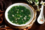 Loại rau ít có thuốc trừ sâu, tốt từ xương đến da, giá rẻ chỉ 5.000 đồng/bó, chợ Việt bán nhiều